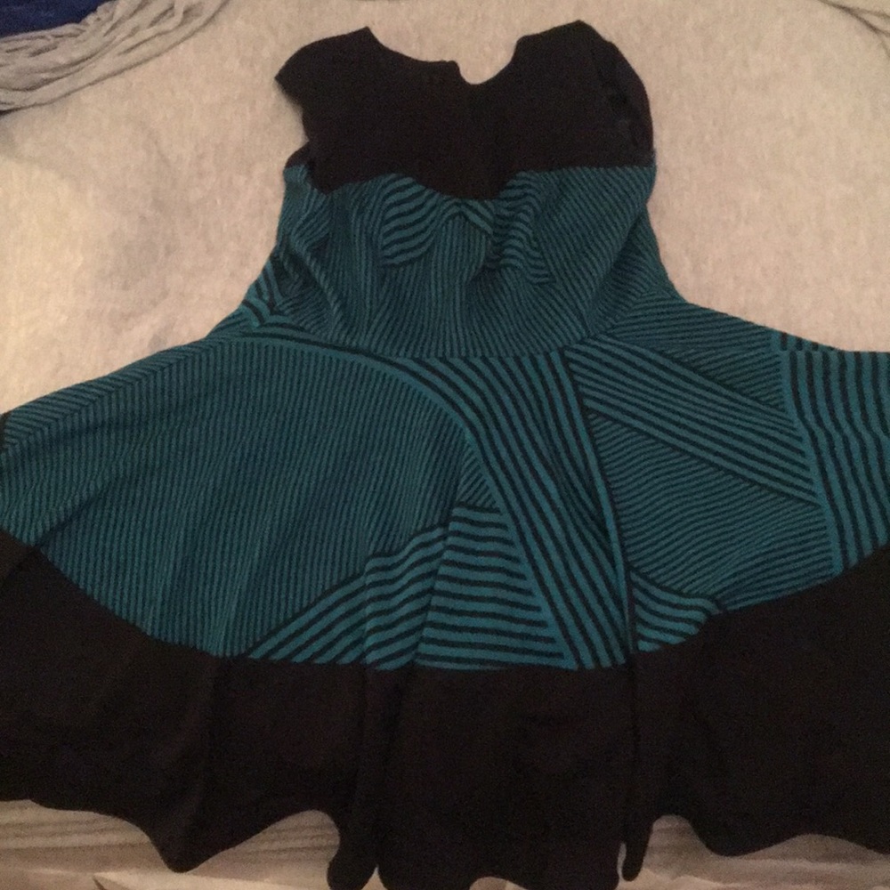dress (short)